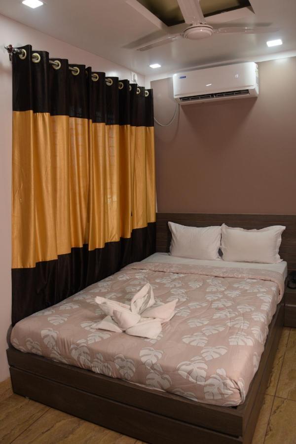 Hotel Nandini Baharampur Bagian luar foto